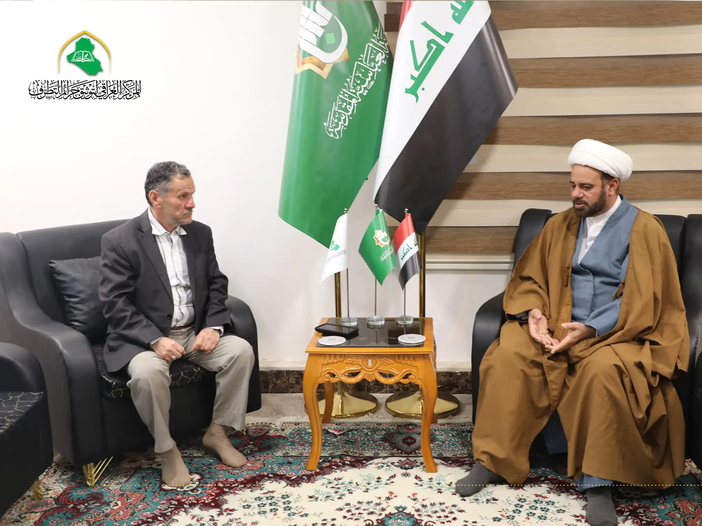 المركز العراقي لتوثيق جرائم التطرّف يستقبل السجين السياسي والناشط علي الربيعي copy